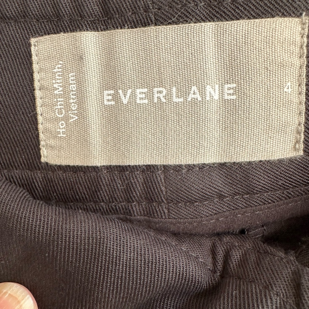 Everlane The Draper Tapered Pant in Buttersmooth Black | Size 4 - Picture 8 of 10